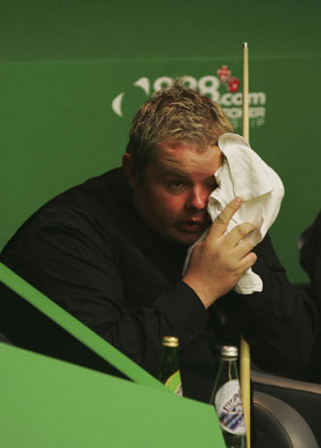 足球比赛中 足球比赛中